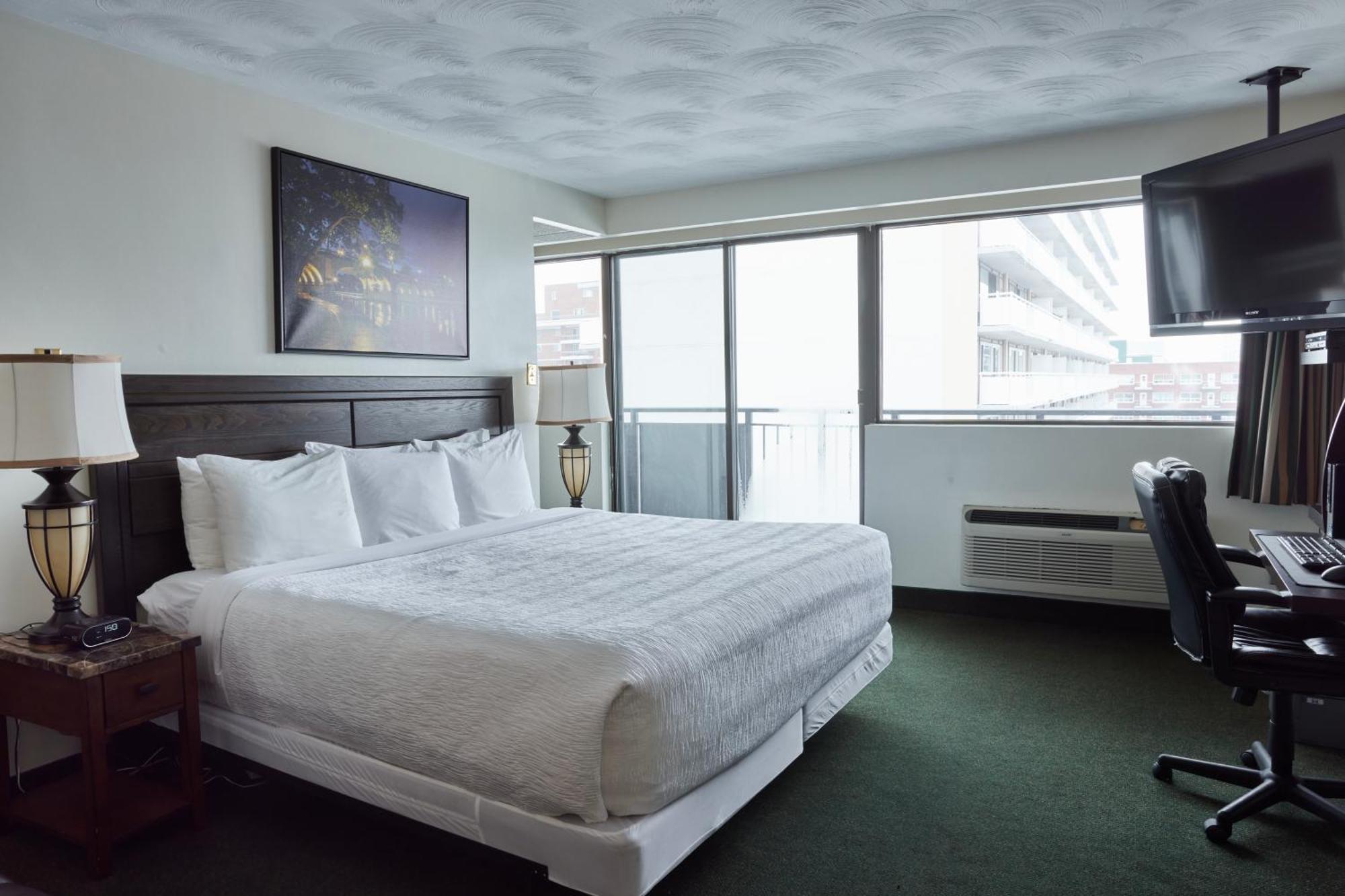 Aparthotel The Business